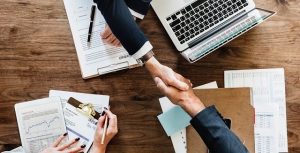 hợp đồng thương mại là gì