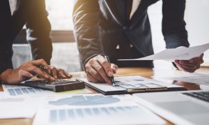 Hồ sơ thủ tục giải thể công ty ĐÃ phát sinh hóa đơn doanh thu